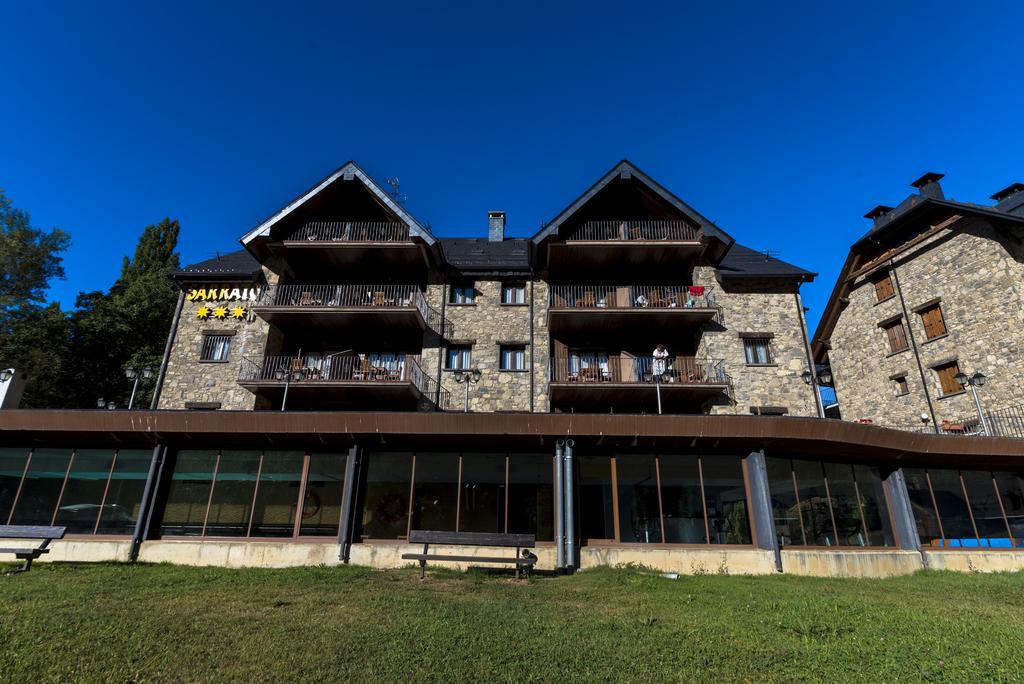 Aparthotel Sarrato Sallent de Gállego Eksteriør bilde